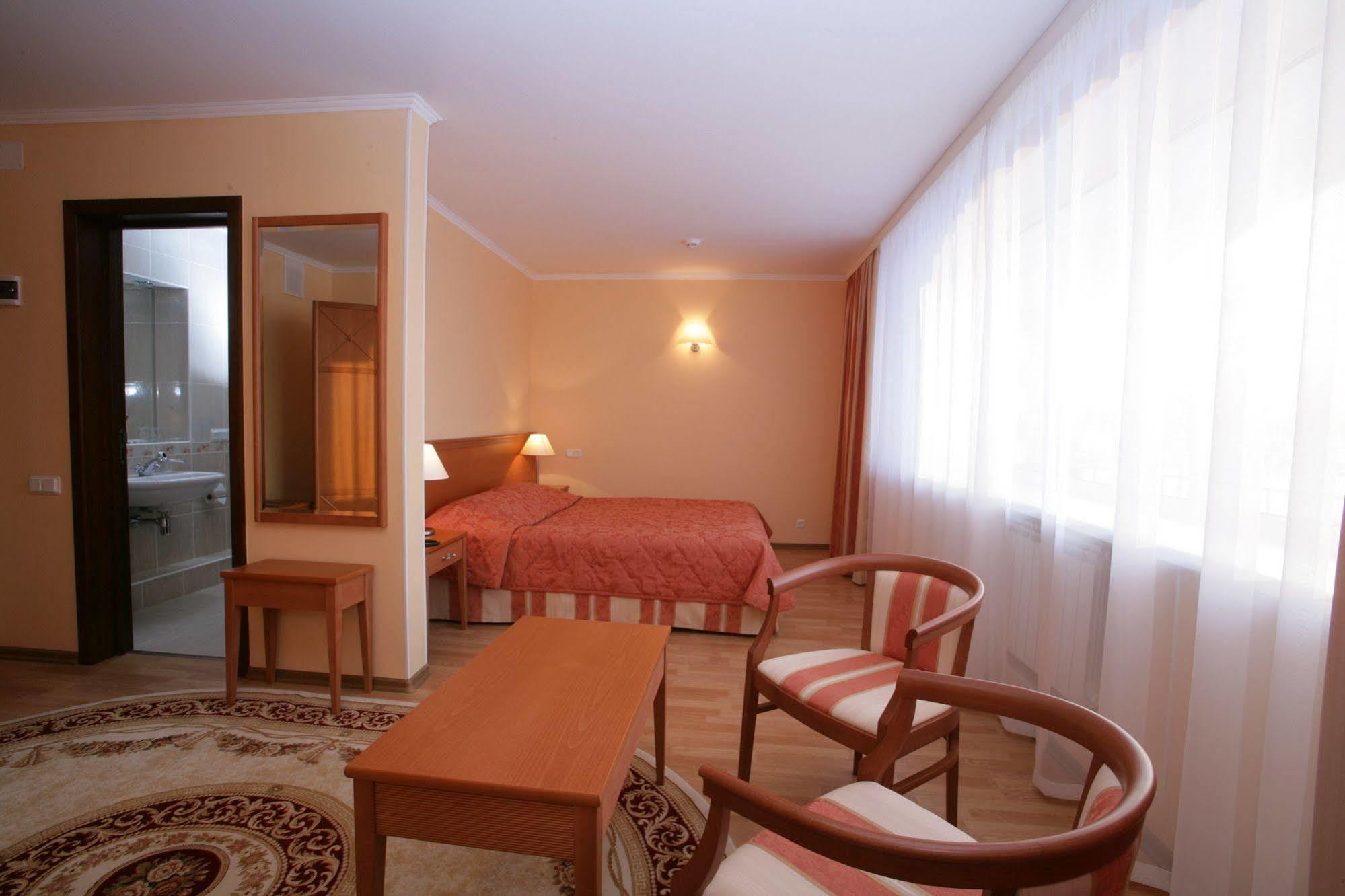 Park Hotel Pushkin Quarto foto